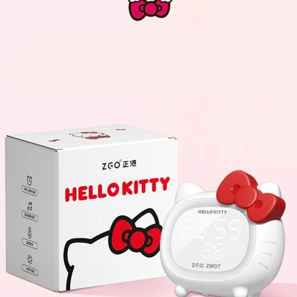 Hello Kitty clock - Picture 8 of 13
